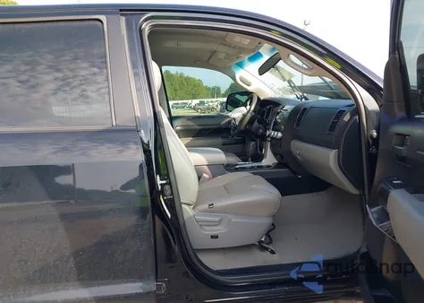 2008 Toyota Tundra Sr5 5.7L V8 z USA, uszkodzony, nr VIN 5TFEV54148X058378